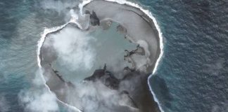 satellite-image-of-bogoslof-volcano-on-march-11-2017-siyasat.net