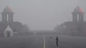 Delhi's coldwave conditions are still present, and several regions have mild fog.