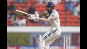 KL Rahul supports a rising talent in Hyderabad following a cautious knock.