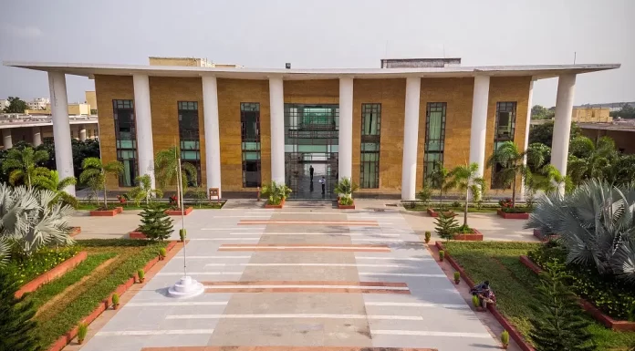 A private institution called Birla Global institution (BGU) is situated in Bhubaneswar, Odisha, India. It was founded by the Birla Group with the intention of offering top-notch instruction and encouraging research in a range of fields. Here are a few essential details regarding the university: